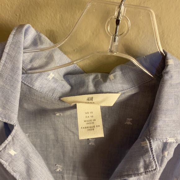 Button up top - Picture 2 of 2